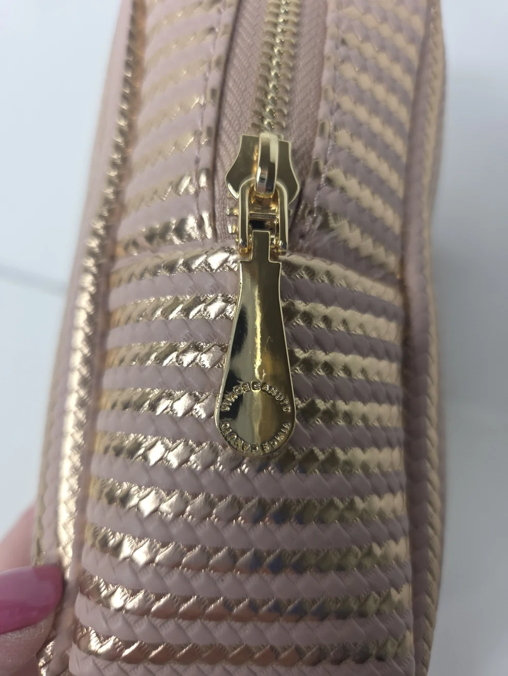 Vince Camuto vince camuto